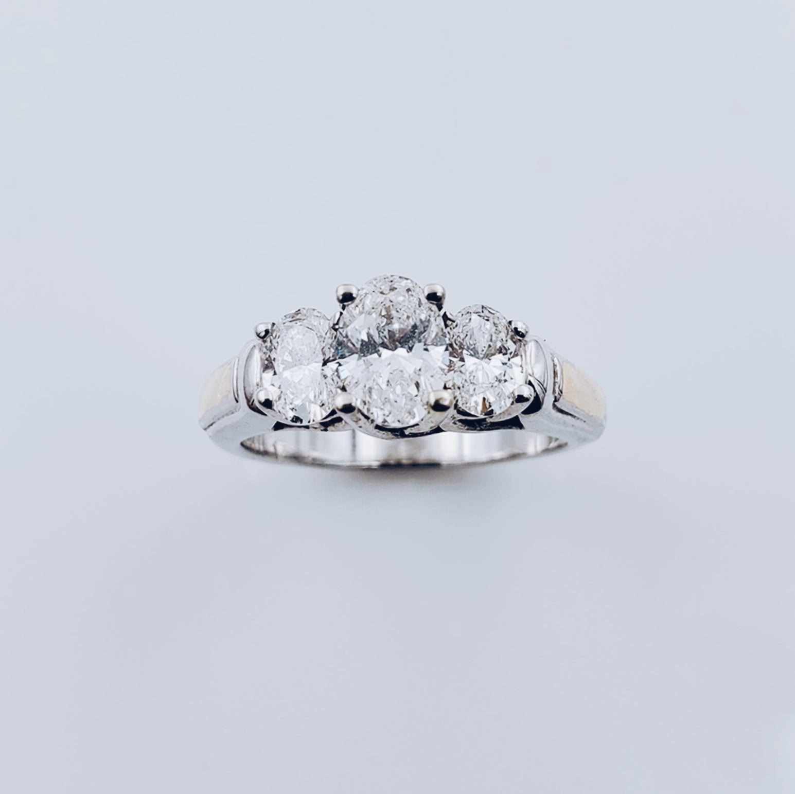 Women's 14K White Gold 3 Stone Oval Shape Diamonds 1.18 CT (SI Color H) 2.8 GR Total Weight Anniversary Band. (Size: 5.0)