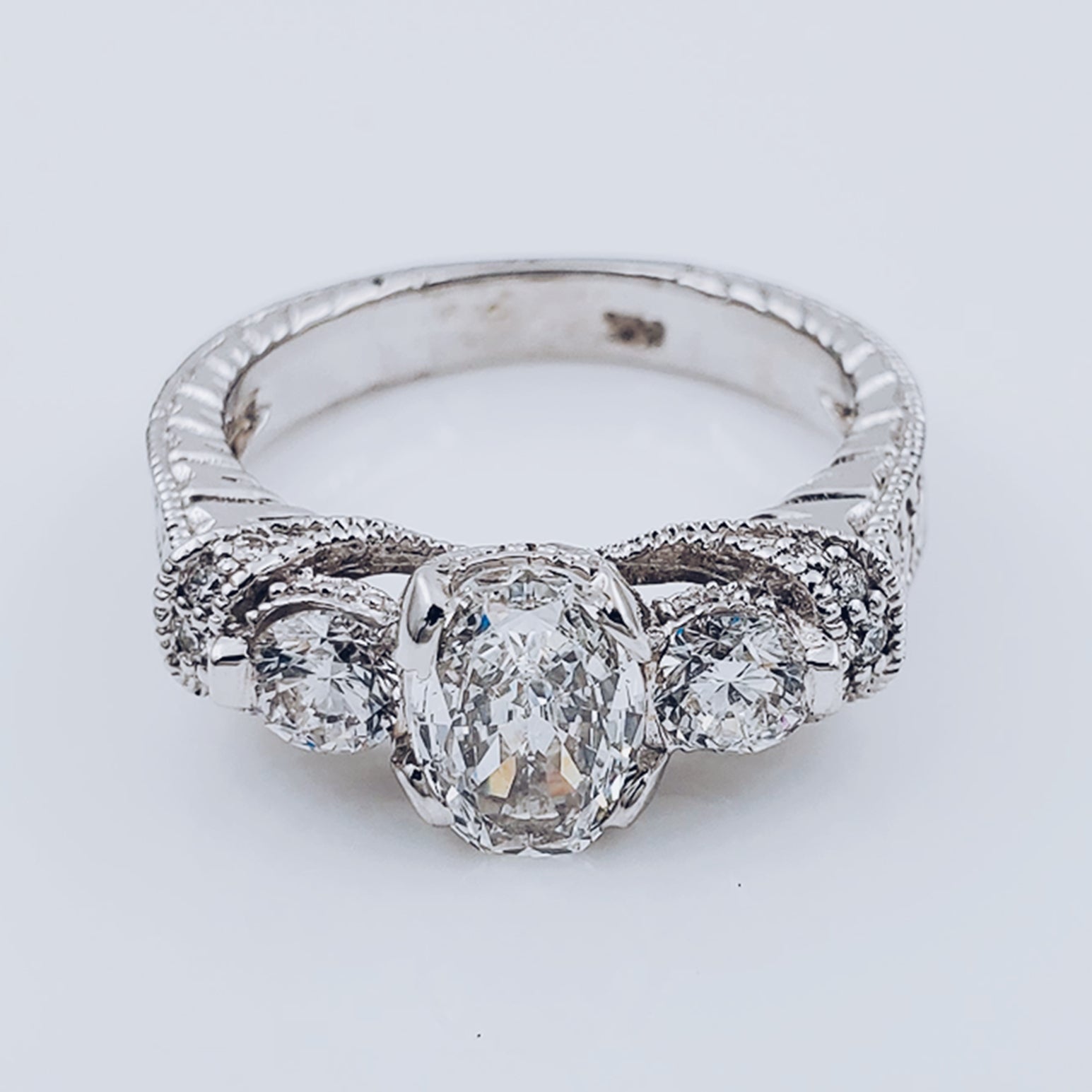Women's 14K White Gold 0.62 CT Round Diamonds with Oval Shape Center Diamond, 5.3 GR Total Weight Anniversary Band. (Size: 6.5)