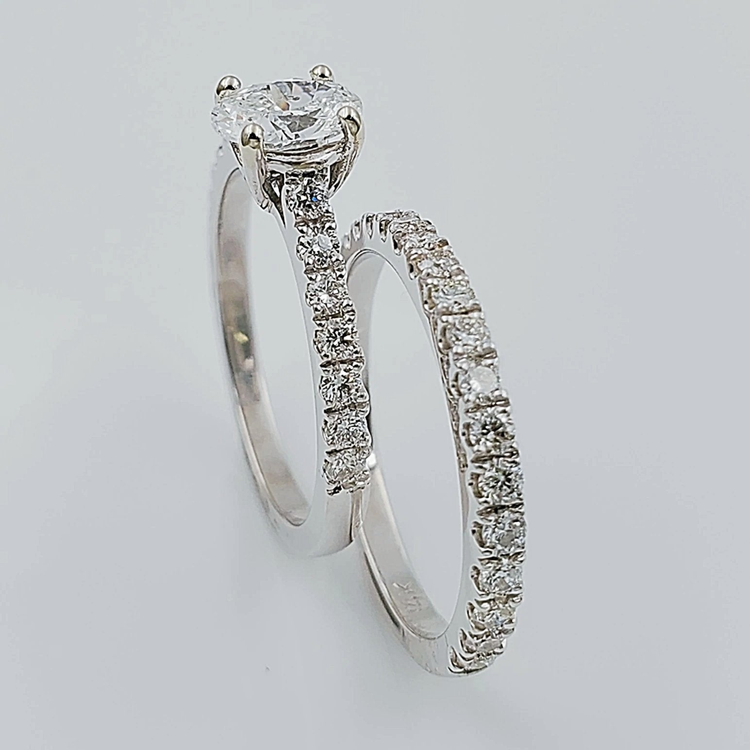 Women's 14K White Gold with Oval 0.65 CT Center (SI Color H) Diamond 4.6 GR Total Weight Bridal Ring Set. (Size: 6.25)