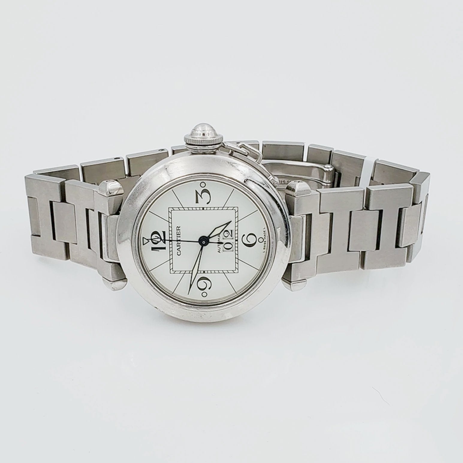 Unisex Medium 36mm Cartier Pasha Watch with White Dial in Matte Stainless Steel. (Pre-Owned)