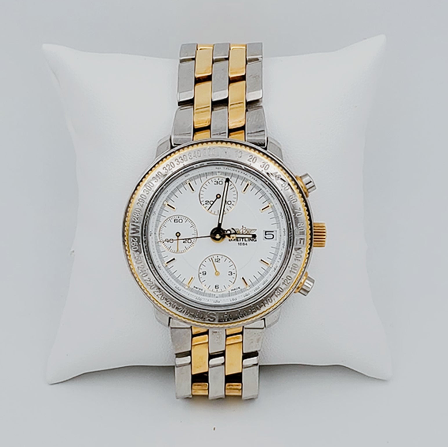 Men's Breitling D20405 Tachymeter 40mm 18K Yellow Gold / Stainless Steel Watch with White Dial and Gold Bezel. (Pre-Owned)