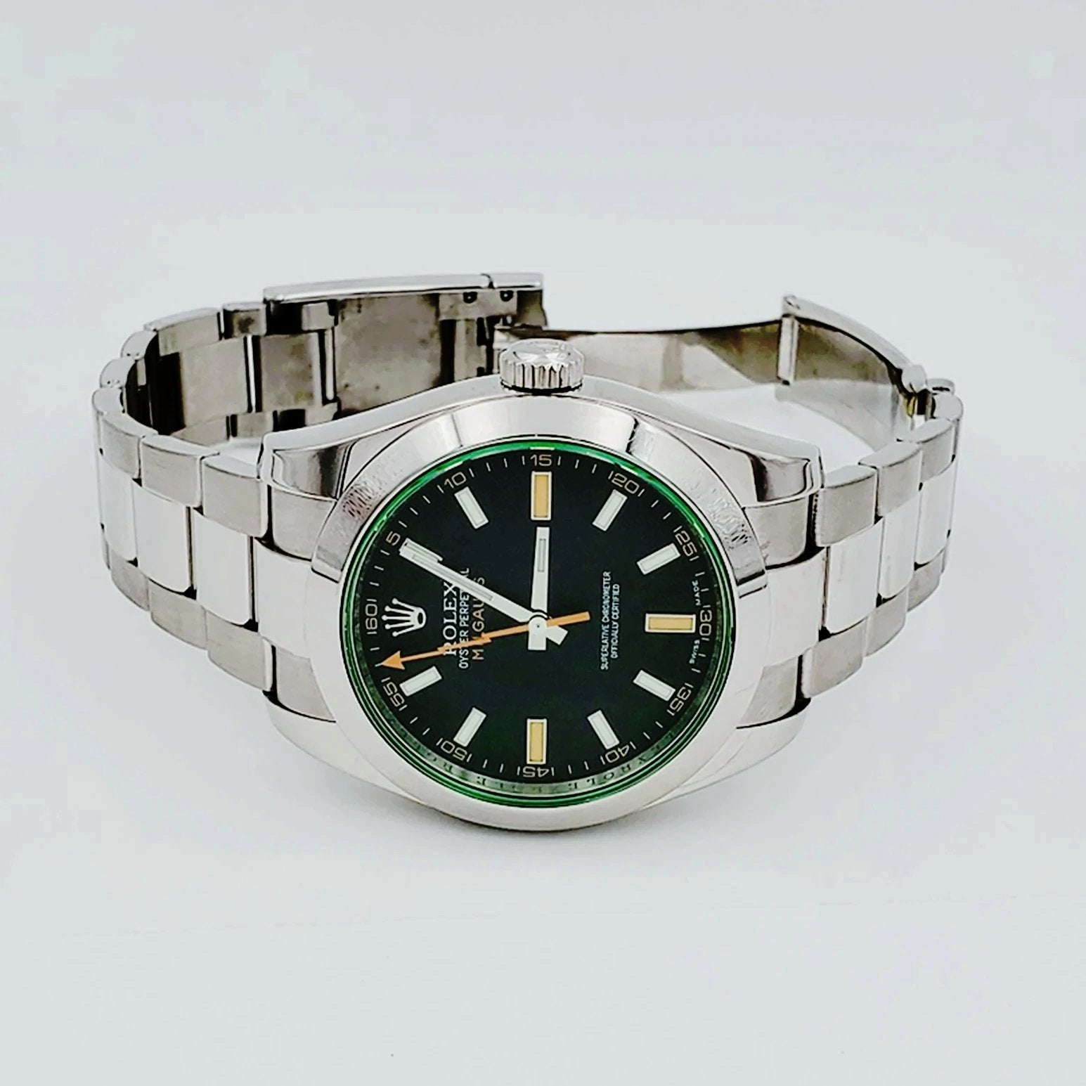 Men's Rolex 40mm Milgauss Oyster Perpetual Stainless Steel Watch with Green Sapphire Crystal Dial. (Pre-Owned 116400GV)