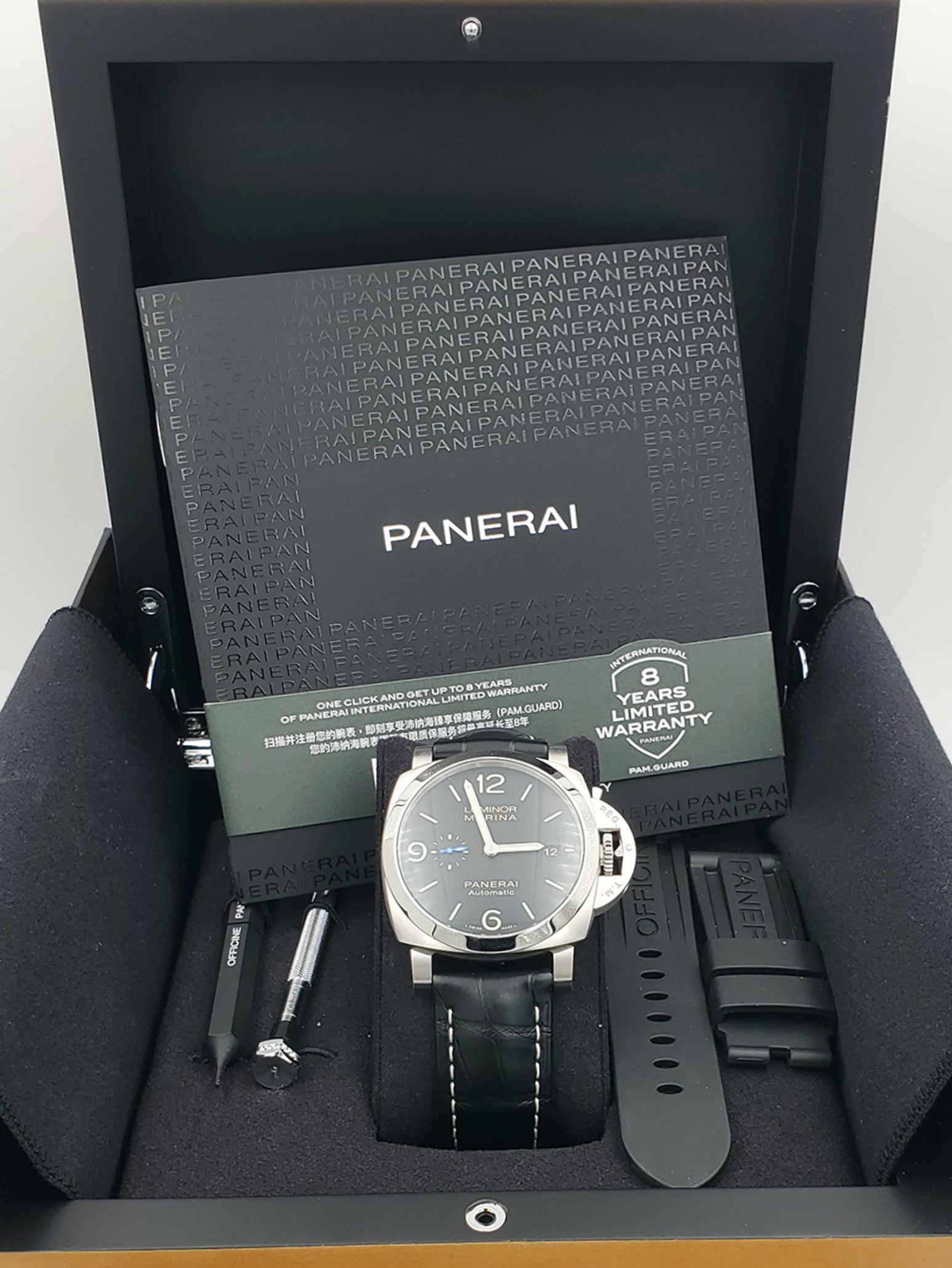 Men's Panerai 44mm Luminor Marina 1950 Automatic Watch with Black Dial and Leather Band. (Pre-Owned PAM01312)