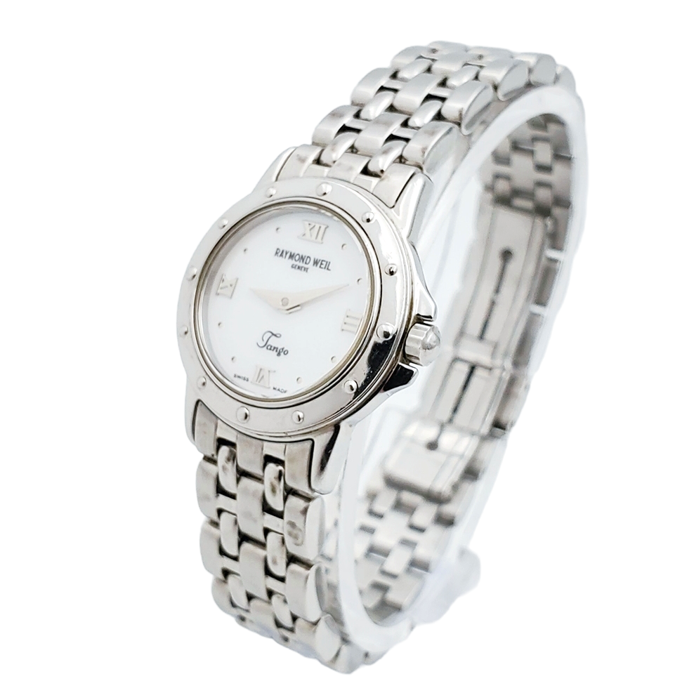 Ladies Raymond Weil Tango Stainless Steel Watch with Mother of Pearl Dial. (Pre-Owned 5860)