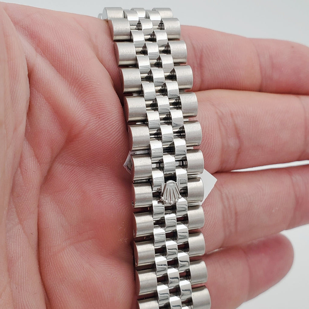Men's Rolex 36mm DateJust Stainless Steel Watch with Mother of Peal Diamond Dial and Diamond Bezel. (Pre-Owned 116244)