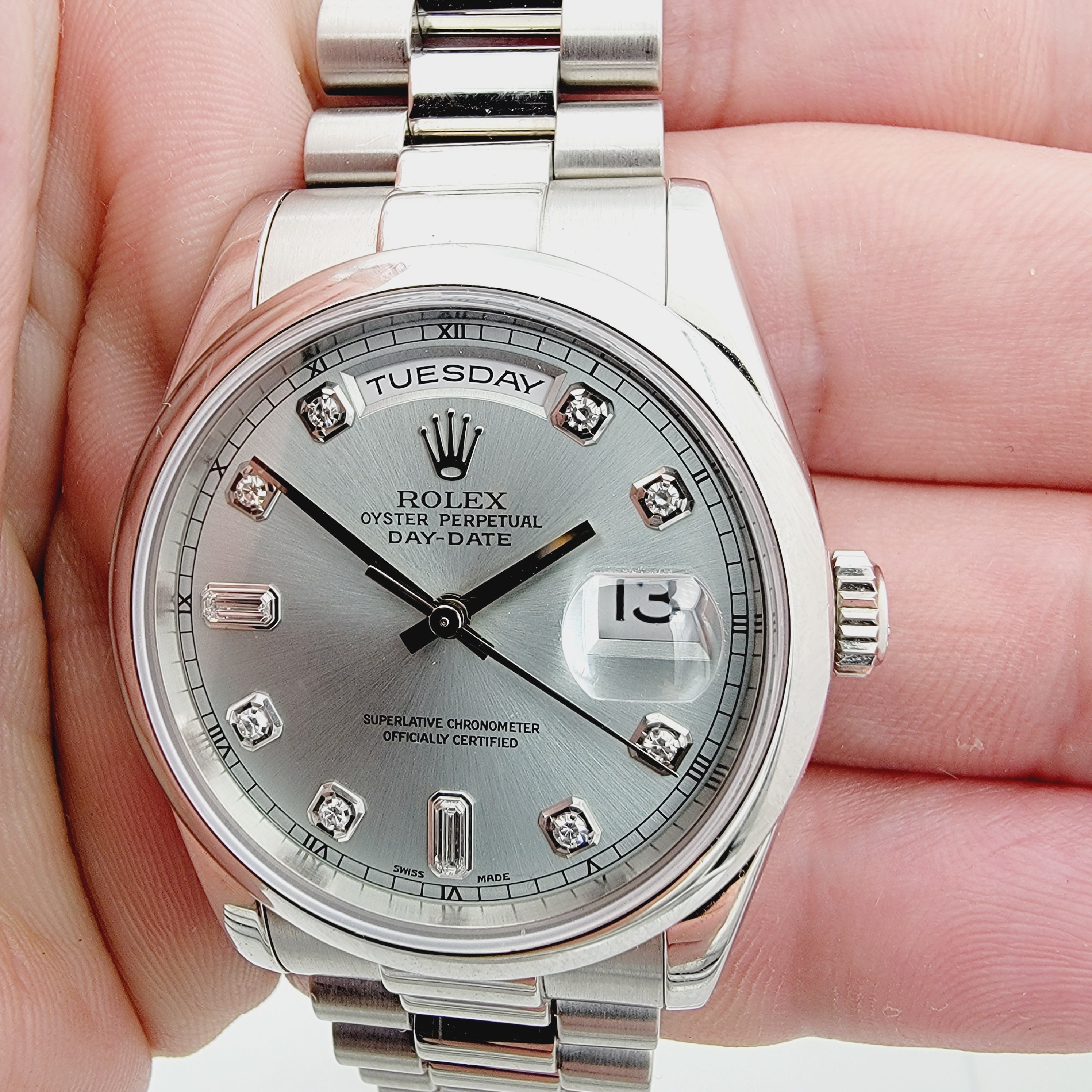 Men's Rolex 36mm Presidential Day-Date Double-Click Platinum Watch with Ice Blue Diamond Dial and Smooth Bezel. (Pre-Owned M118206)
