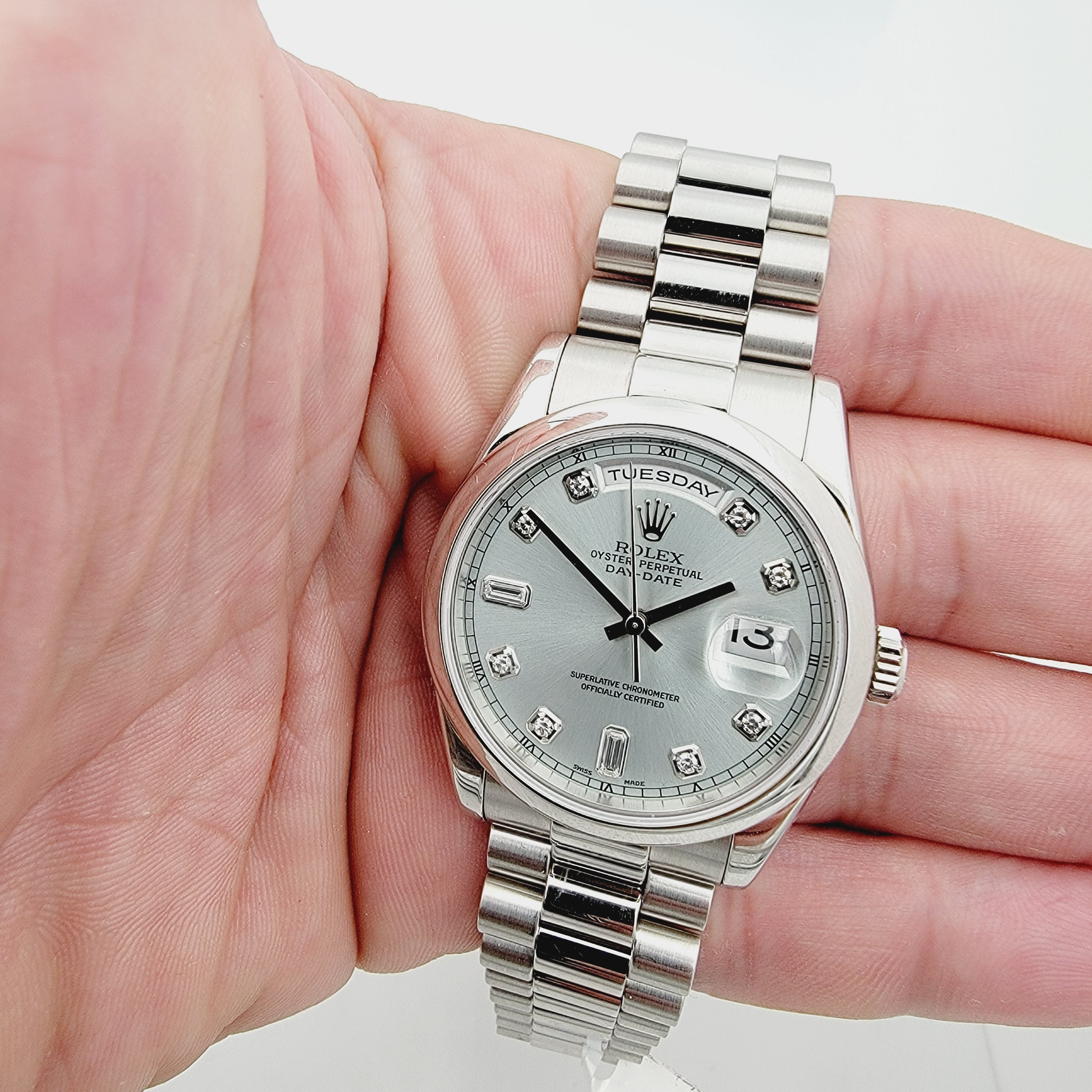 Men's Rolex 36mm Presidential Day-Date Double-Click Platinum Watch with Ice Blue Diamond Dial and Smooth Bezel. (Pre-Owned M118206)