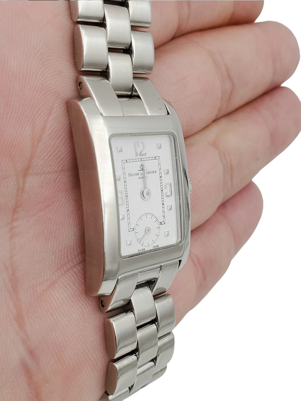 Ladies Baume & Mercier Hampton Stainless Steel Watch with White Chronograph Dial. (Pre-Owned)