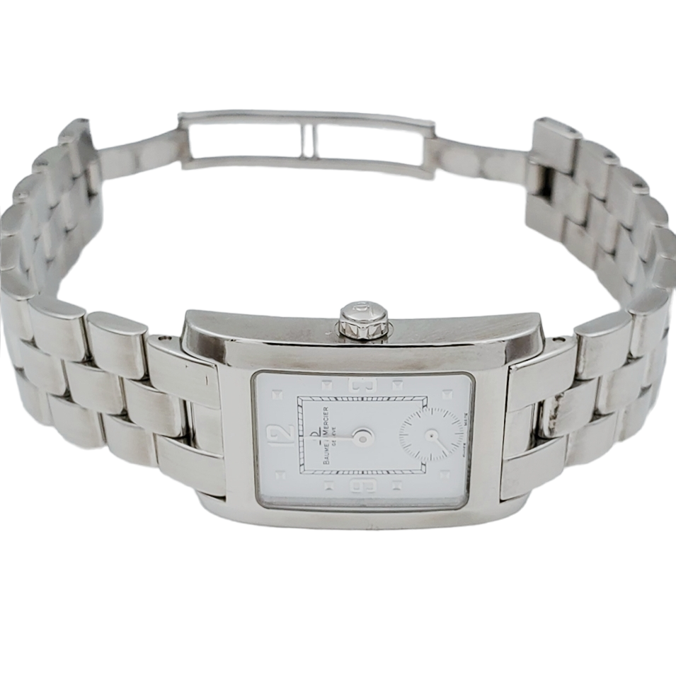 Ladies Baume & Mercier Hampton Stainless Steel Watch with White Chronograph Dial. (Pre-Owned)