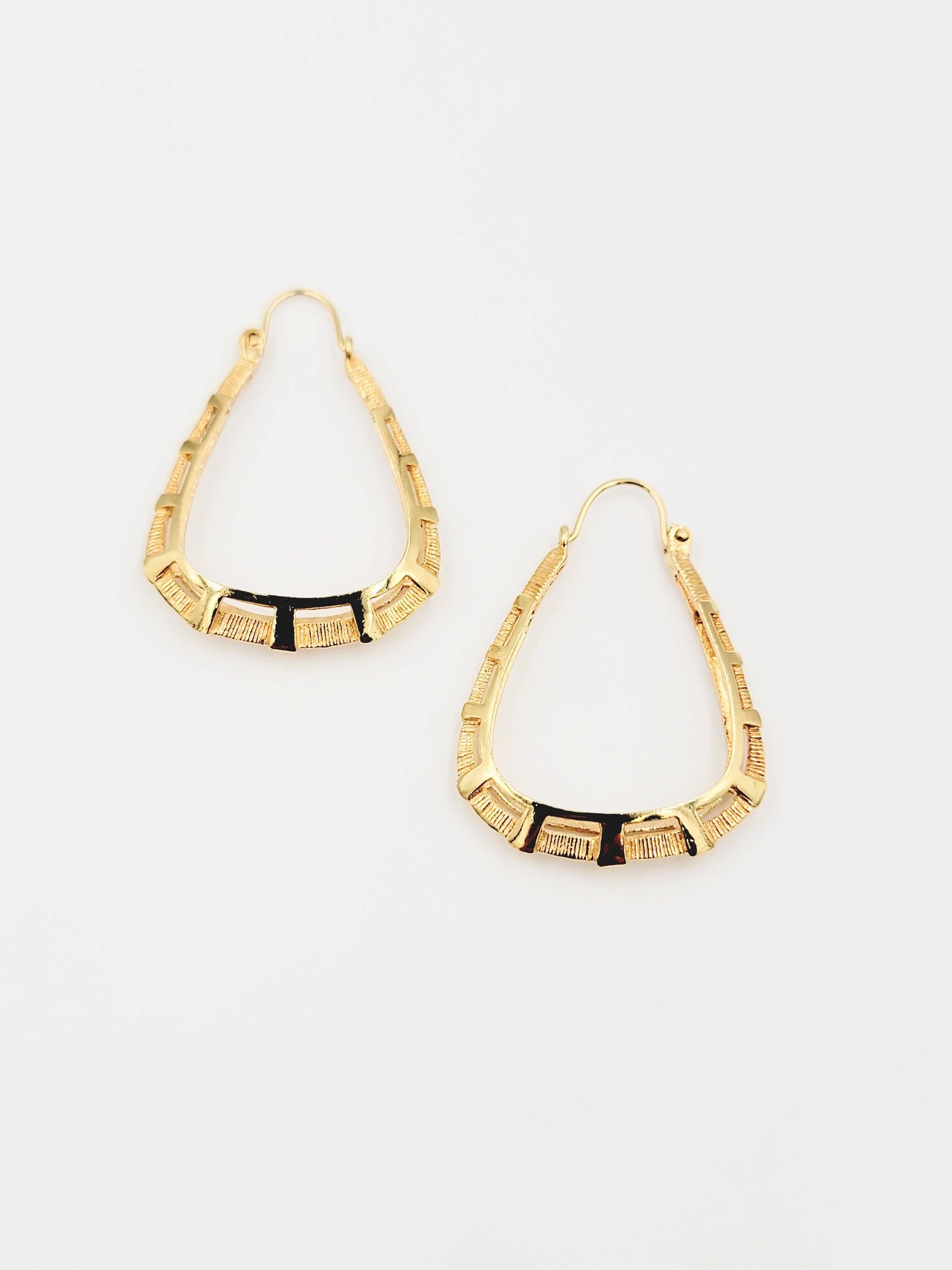 14k Yellow Gold Hoop Earrings