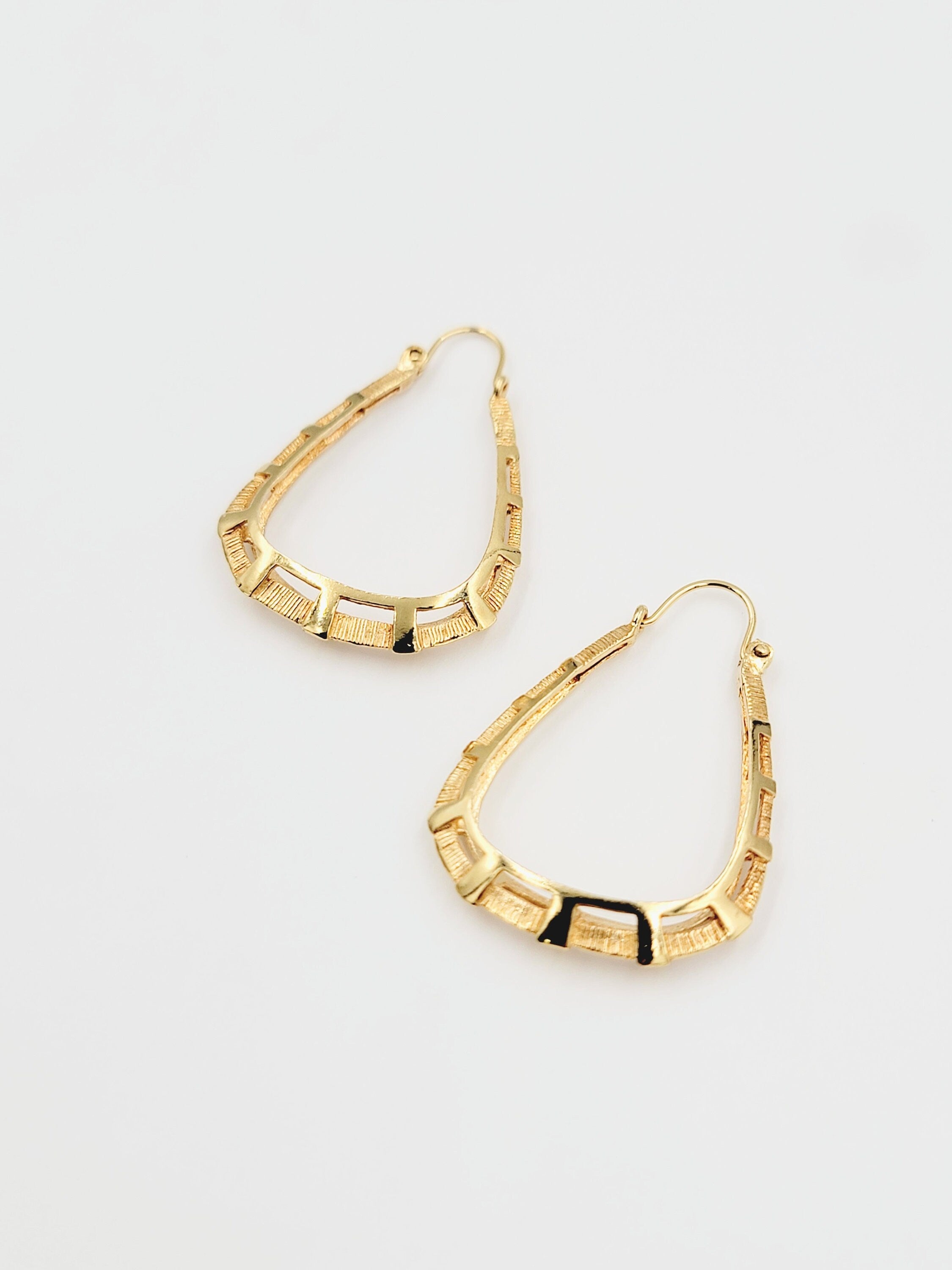 14k Yellow Gold Hoop Earrings