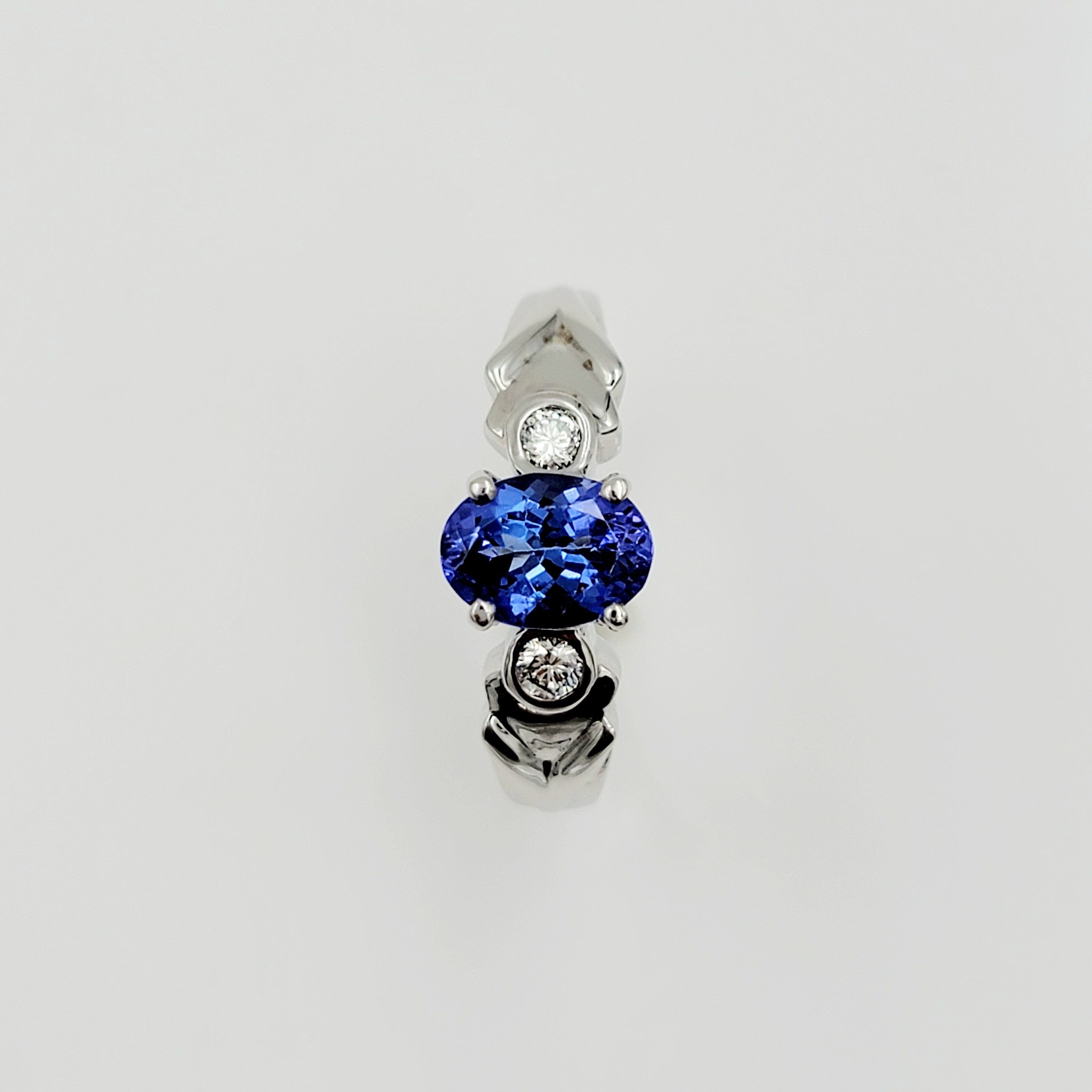 14k white gold Tanzanite