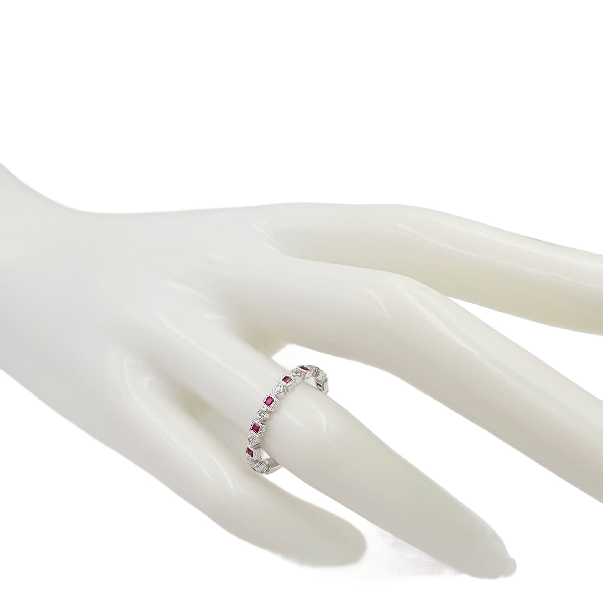 18k White Gold Diamond and Ruby Ring