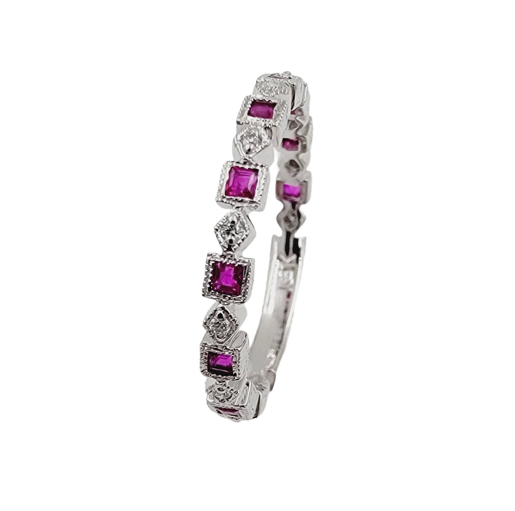 18k White Gold Diamond and Ruby Ring