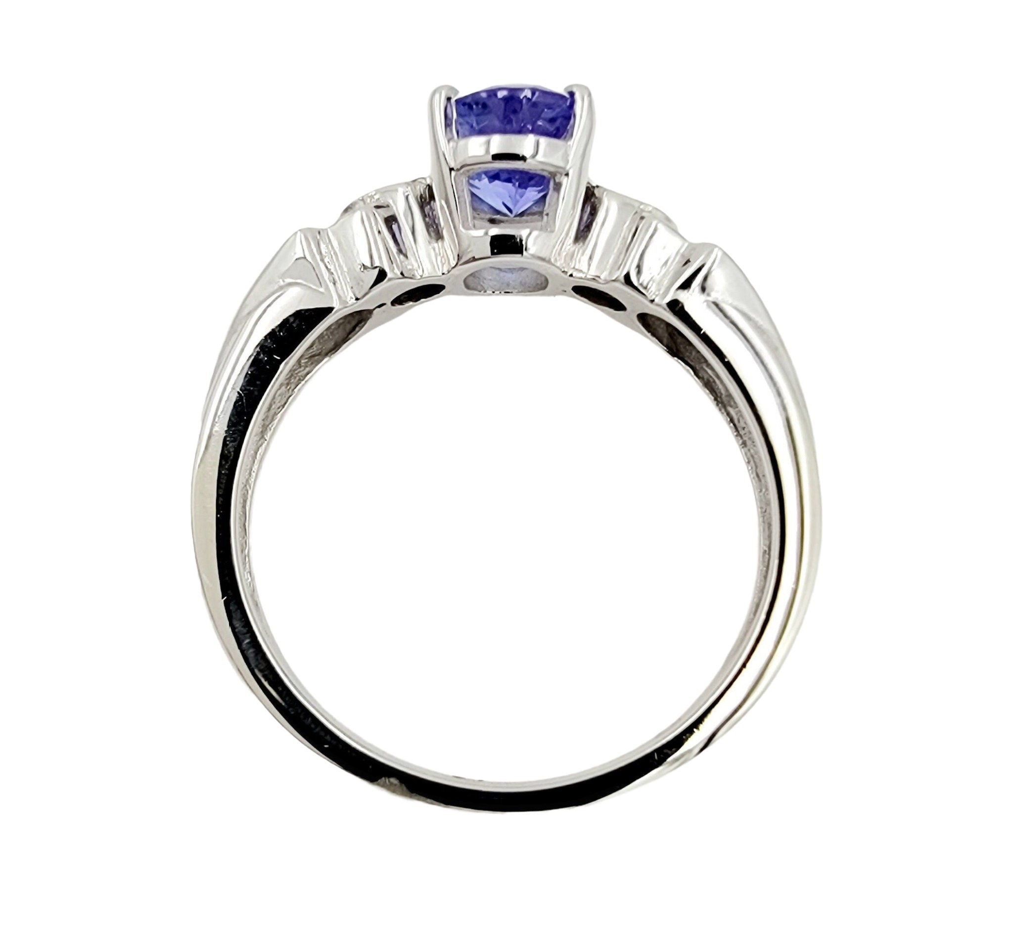 14k white gold Tanzanite
