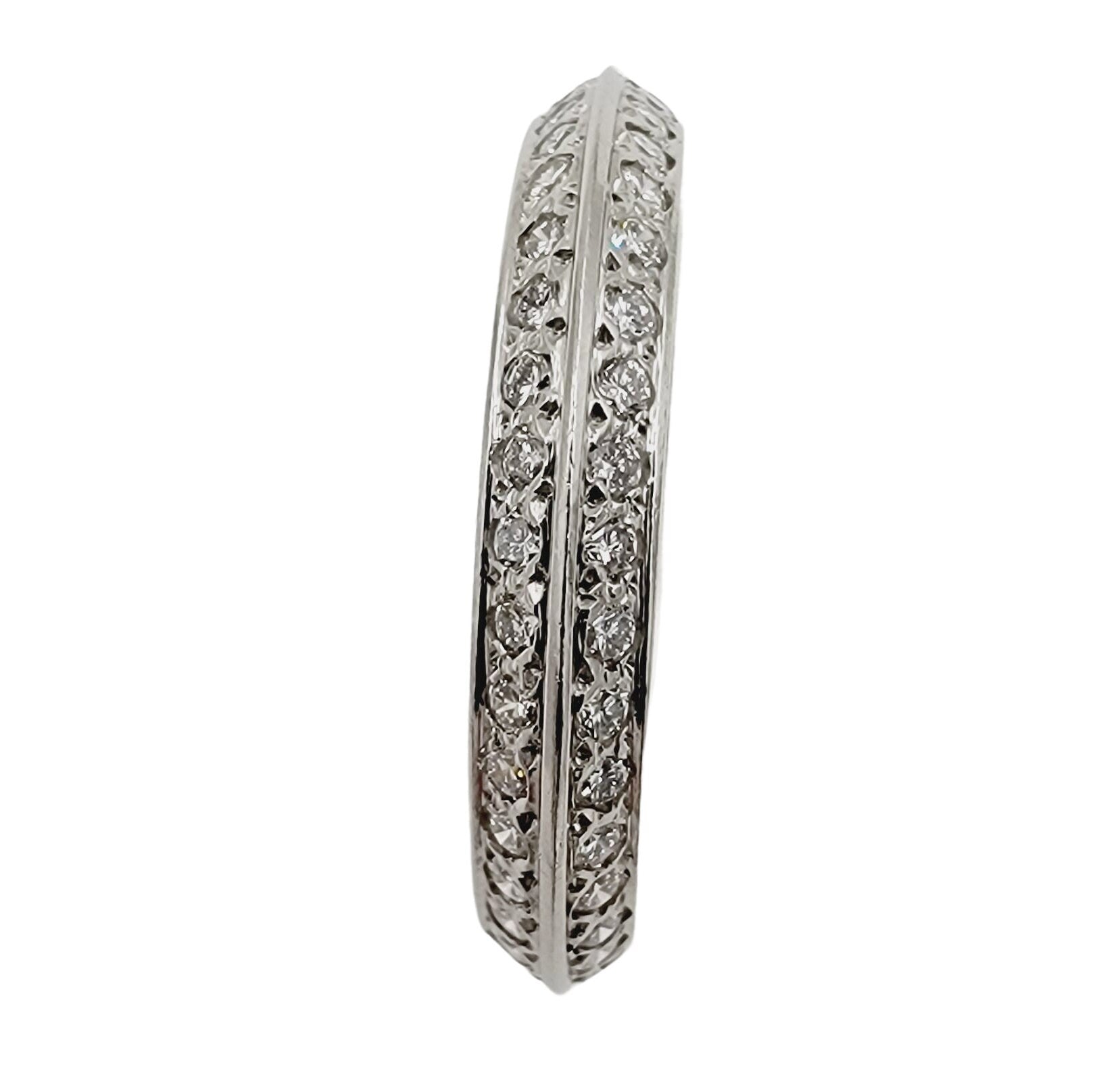 Platinum diamond ring