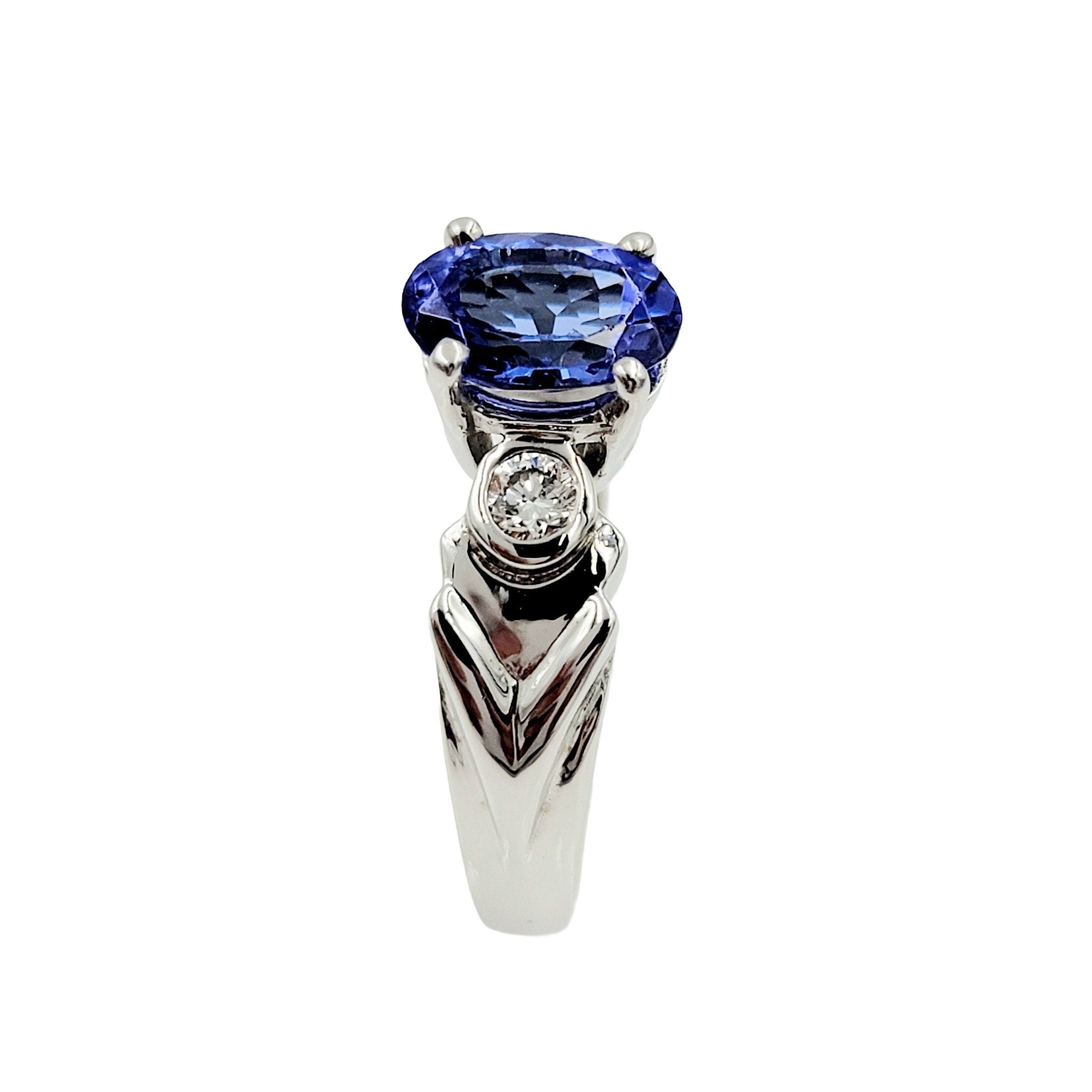 14k white gold Tanzanite