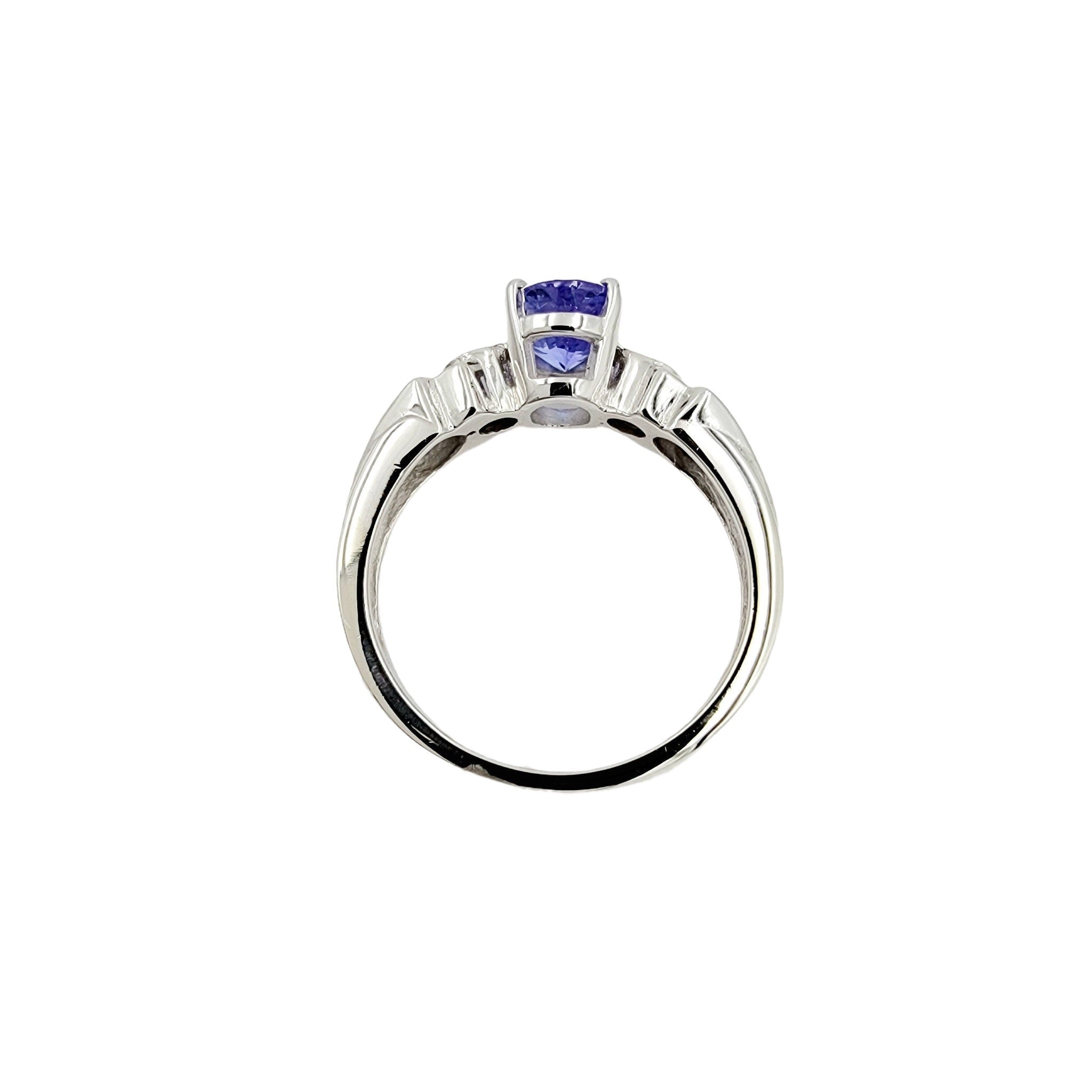 14k white gold Tanzanite