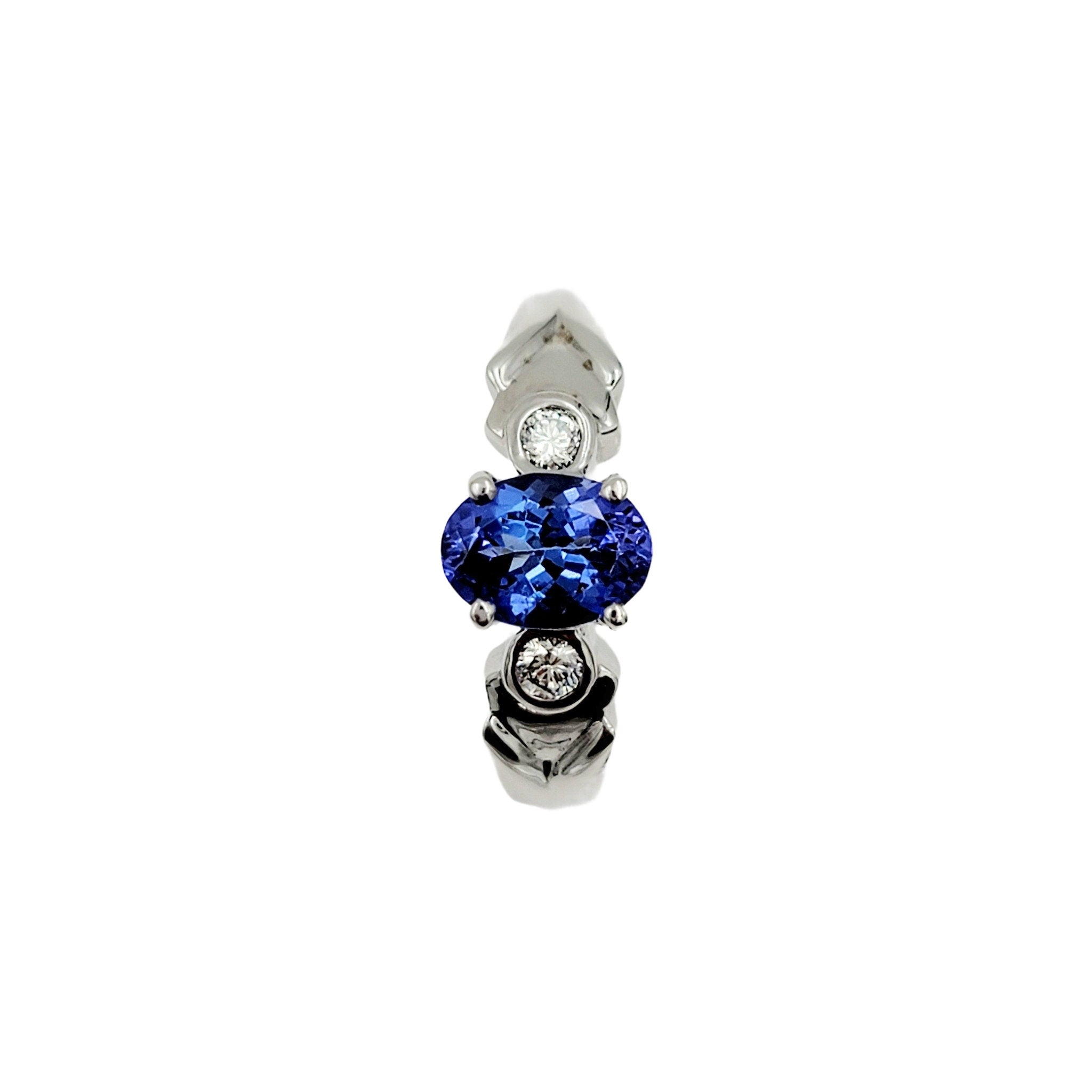 14k white gold Tanzanite