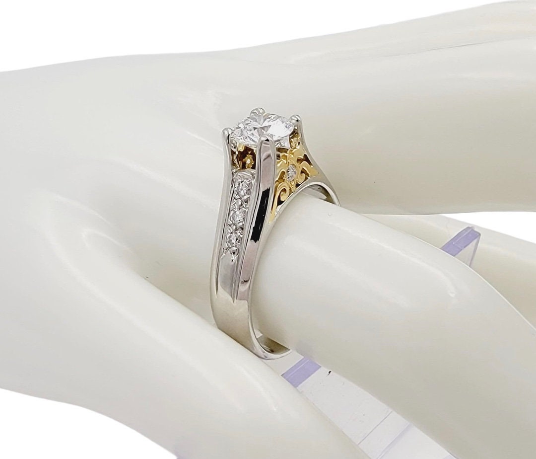 Platinum 2 Tone Wedding Ring.