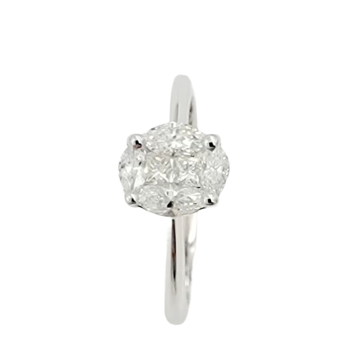 18k White Gold Diamond Cluster Ring