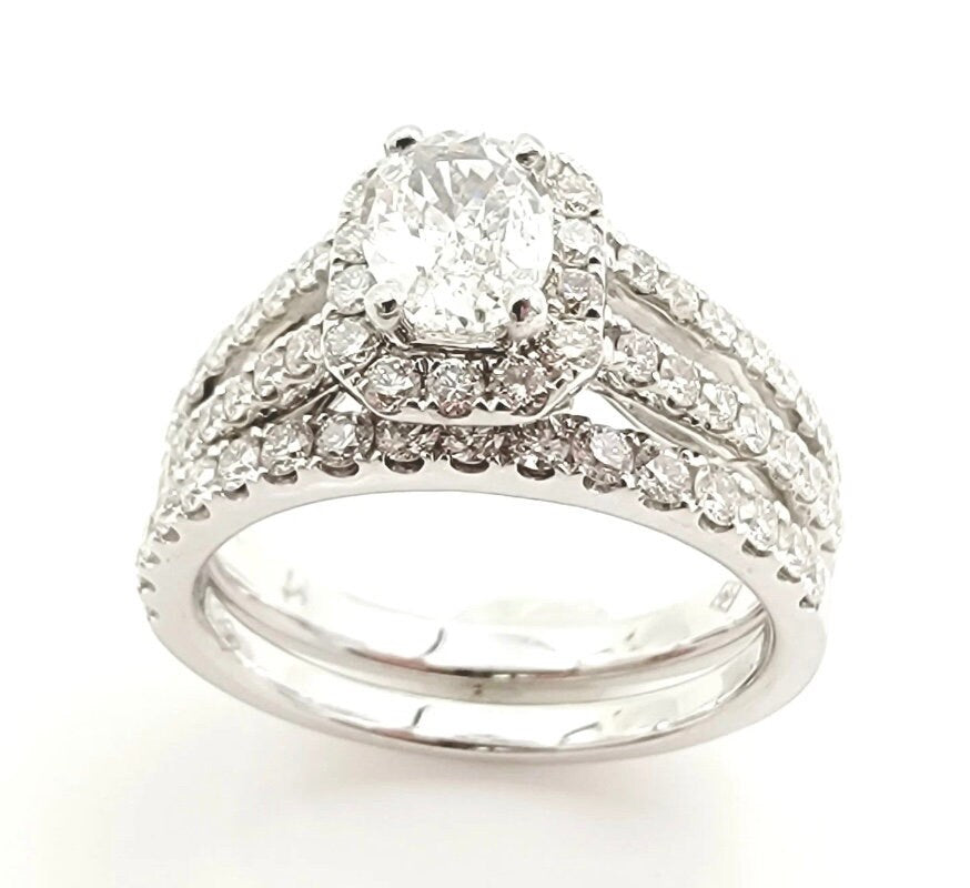 18k white gold diamond wedding set.