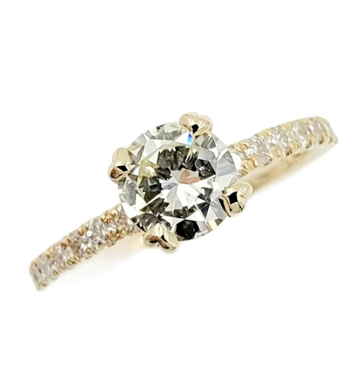 14k yellow Gold Diamond Wedding Ring