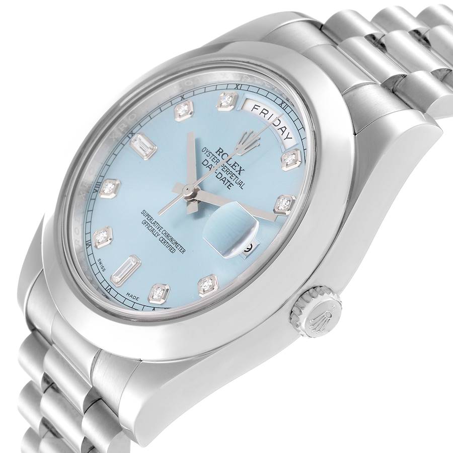 Men's Rolex 36mm Presidential Day-Date Double-Click Platinum Watch with Ice Blue Diamond Dial and Smooth Bezel. (Pre-Owned M118206)