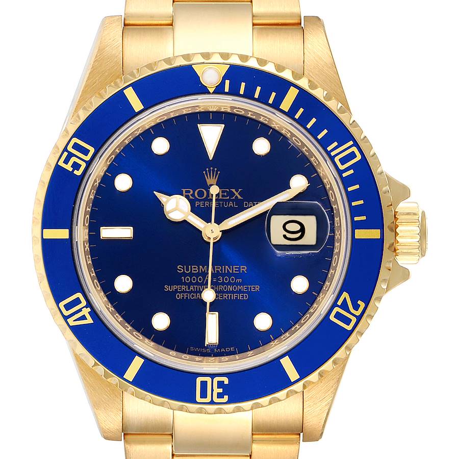 Men's Rolex 40mm Submariner Oyster Perpetual 18K Yellow Gold Watch with Blue Dial and Blue Bezel. (Pre-Owned 16618)