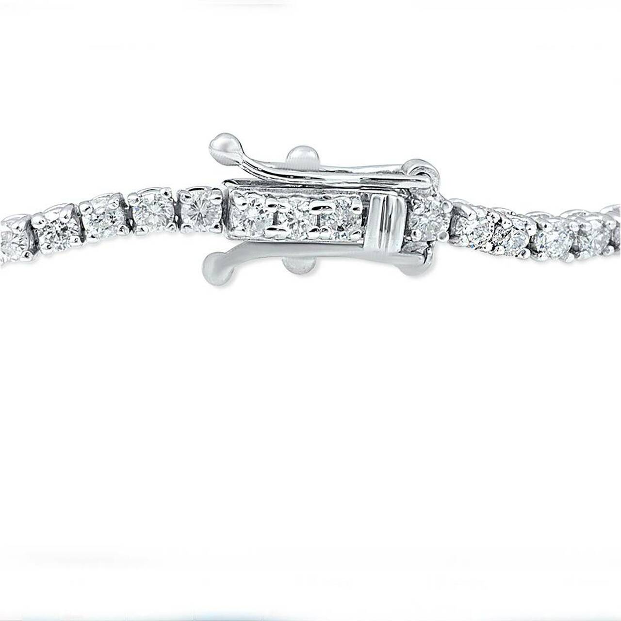 Women's 14K White Gold 3.50 Carat Total Weight Brilliant Diamond 8.0 GR Tennis Bracelet.